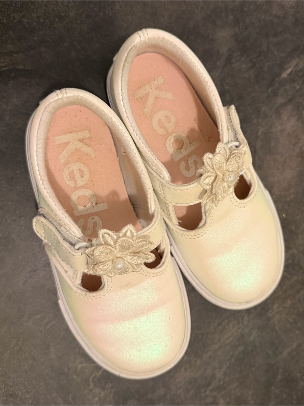 Keds Ivory Pearl Flower Strap Mary Jane Kids Shoes - Picture 3 of 7